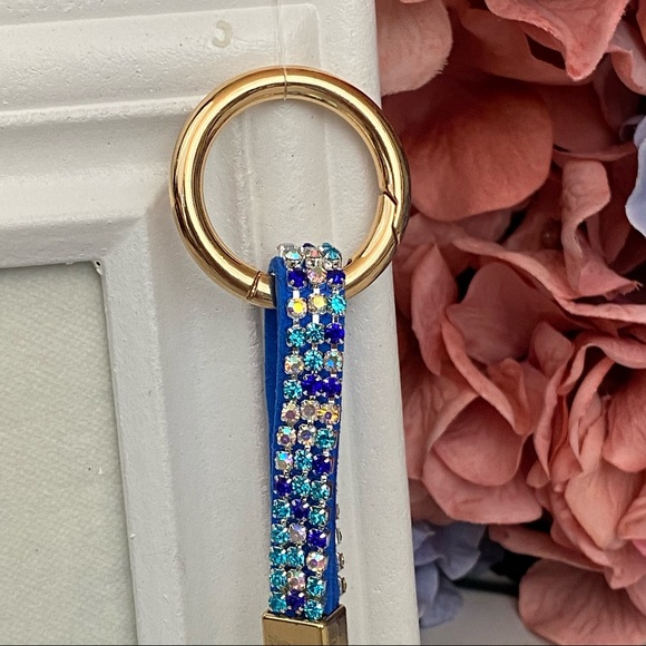 Chic Multicolor Blue Crystal & Leather Mickey Mouse Keychain - Picture 4 of 14